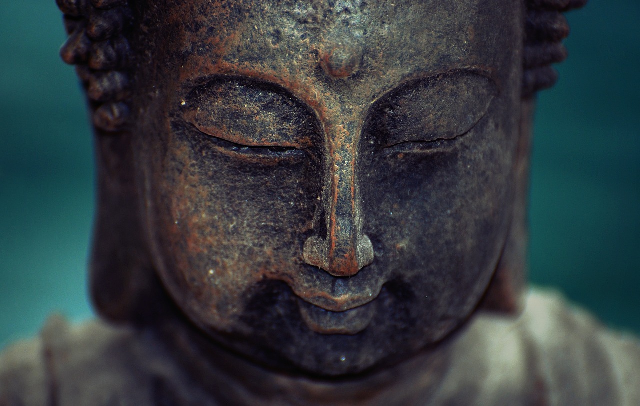 ¿Qué propiedades tiene la mano de Buda?